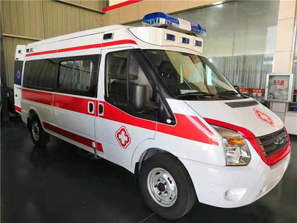 澄城县福特V362救护车